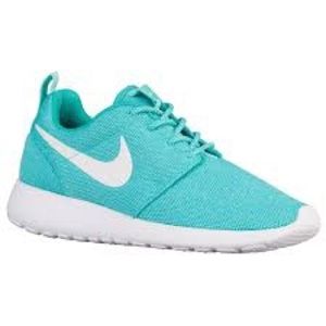 Nike ROSHE 1 teal 8.5 women’s